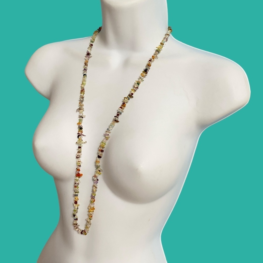 Natural Small Chips Boho Over-The-Head Style Necklace